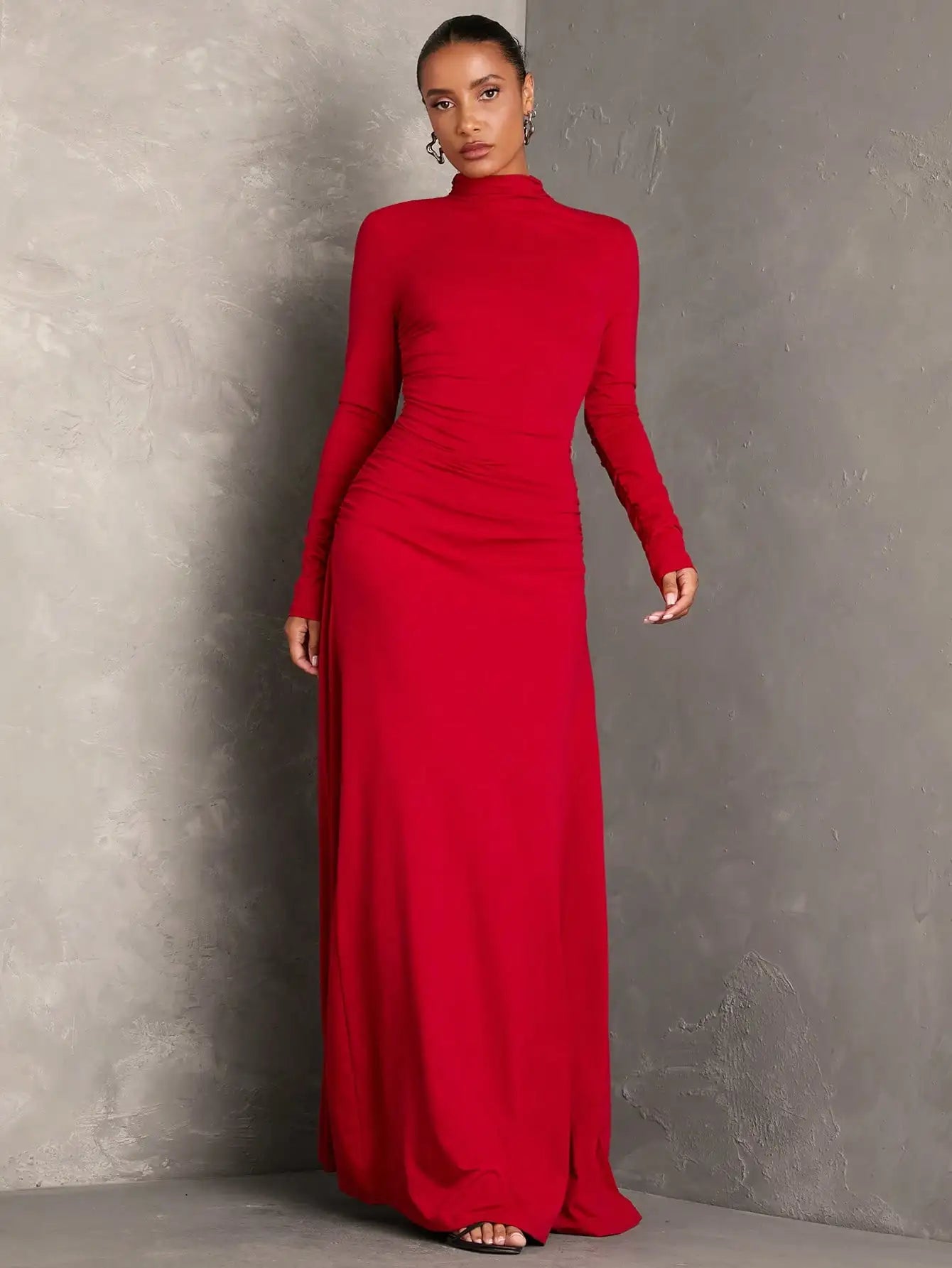 Elegant Pleated Maxi Dress with Stand Collar